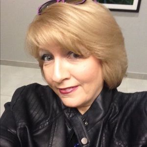 Meet your Posher, Sherry